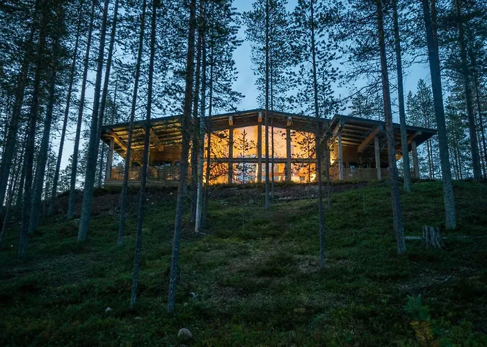 Oivangin Lomakartano 库萨莫