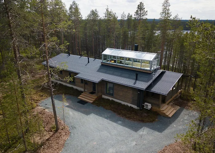 Oivangin Lomakartano 库萨莫