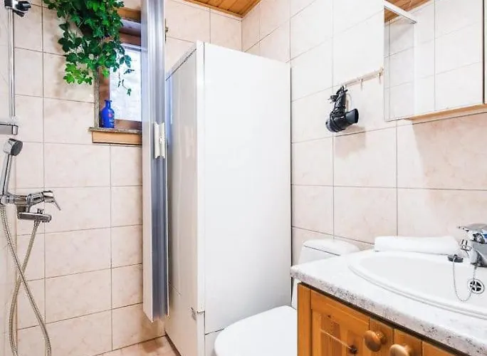 Oivangin Lomakartano 库萨莫