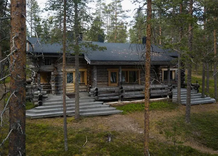 Oivangin Lomakartano 库萨莫