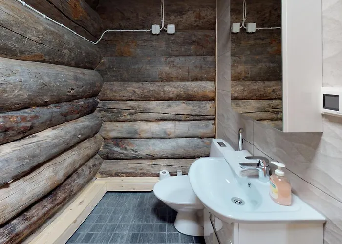 Oivangin Lomakartano 库萨莫